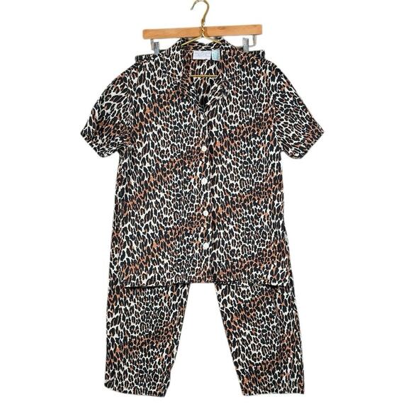 Allison Rhea 100% Cotton Pajama Set Leopard Print Button Top Pants | Medium - Picture 10 of 13